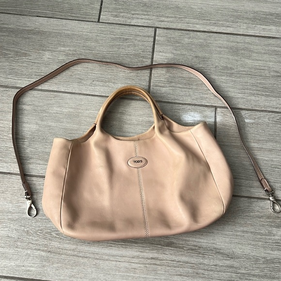 Tod's Handbags - Tod’s Shopping Media Leather Two Way Bag Tan GUC